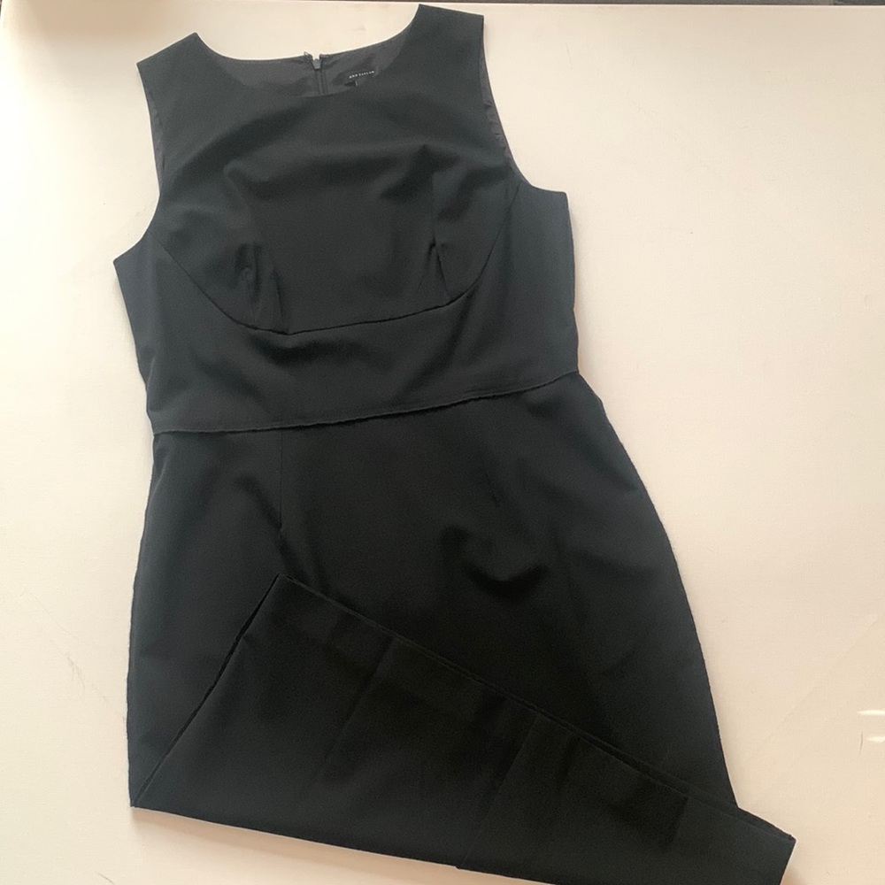 💋 Ann Taylor LBD